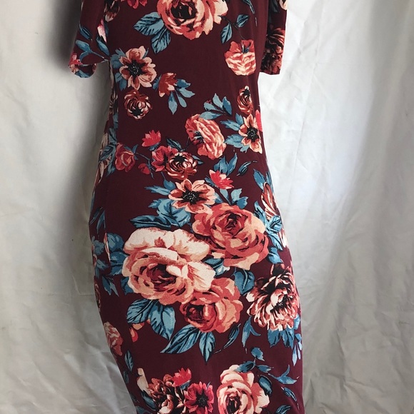 Haute Monde Floral cold Shoulder Dress (M) - Picture 7 of 12
